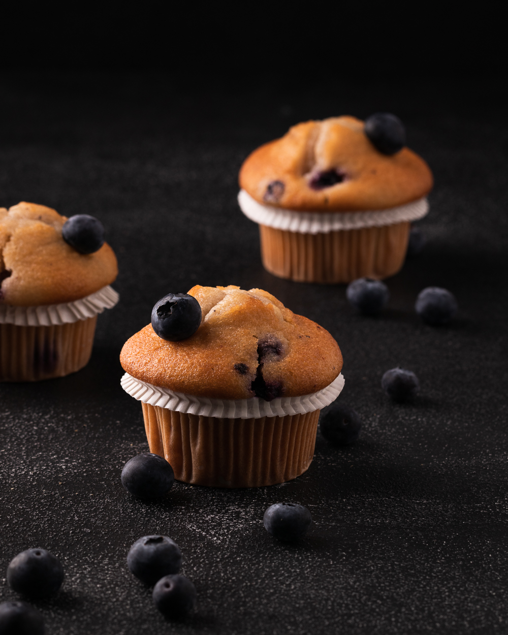 muffins with blueberries